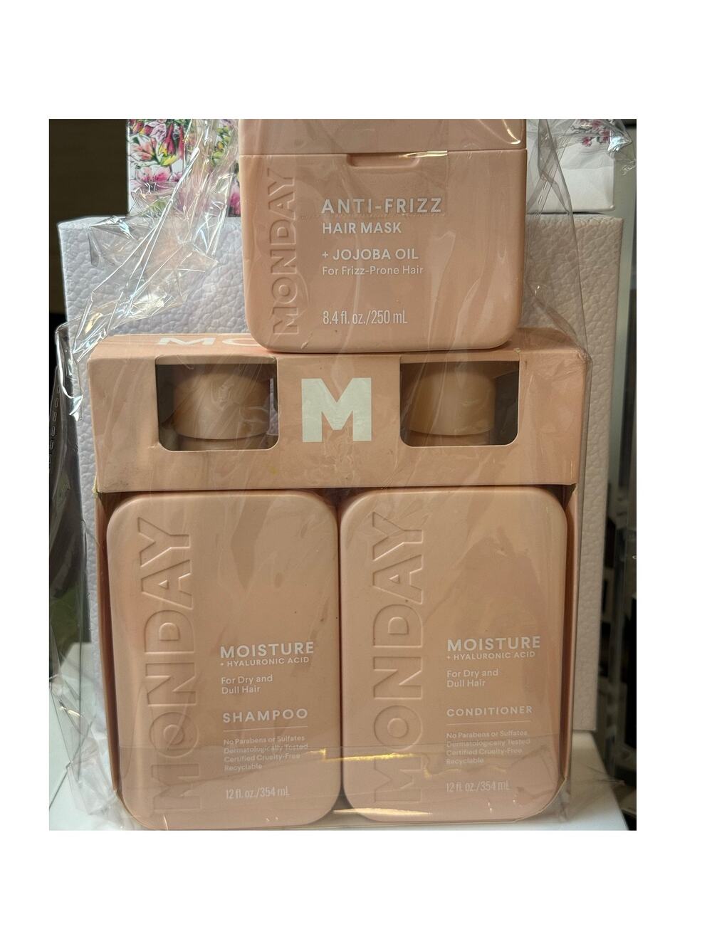 Monday 3 Pc BUNDLE-Moisture Shampoo, Moisture Conditioner & Anti-Frizz Hair Mask